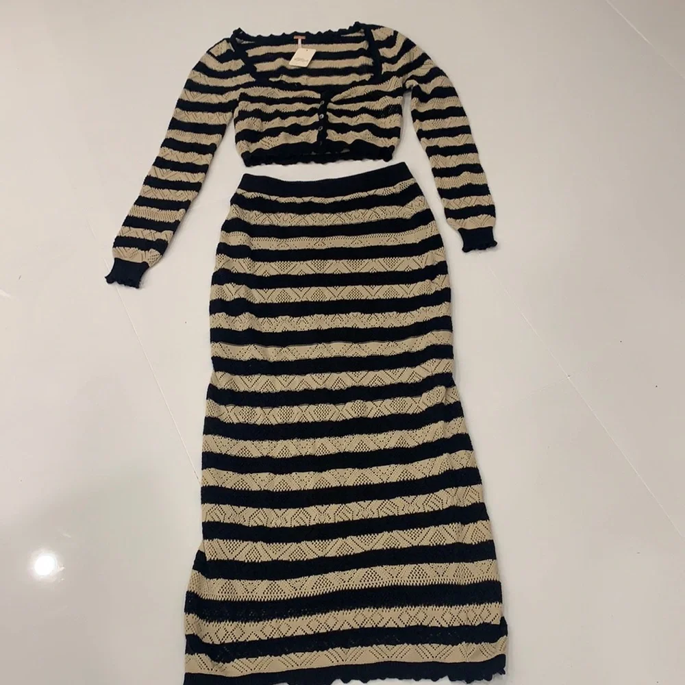 Free People Brand New Set. Size XS. Crochet sweater set - Picture 1 of 4